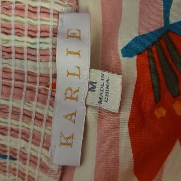 Karlie Poppy Stripe Puff Sleeve Ruffle Button Up Top Pink White Red M EUC - Picture 10 of 11